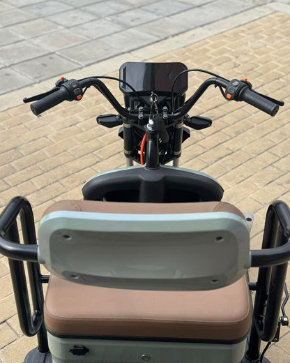 Trimoto Mobulaa Family M6